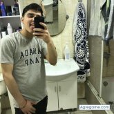 Charlas. Busco ligar. Pasarla bien.