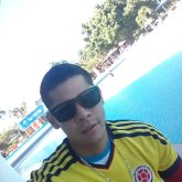 Trabajo. Busco pareja. Chicas. Divertido