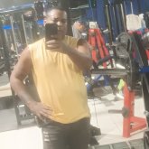 Comerciante. Amorosa qe sea apasionada y