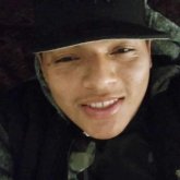 Trabajo en una fábrica. Busco pareja.