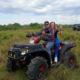 Honesta culta noble inteligente.