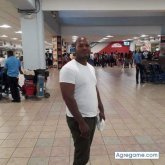 Busco conocer gente. Gente nueva.