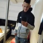 Busco conocer gente. Amable..conocer..