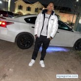 Busco ligar. Mujeres. Hombre soltero.