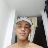 Busco pareja. Mujeres. Bueno. Ninguna.