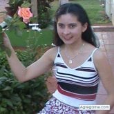 Yonli chica soltera en Ciudad Del Este
