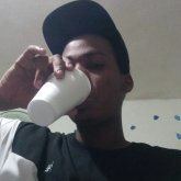 Estudiante. Mujeres 18 , no importa la