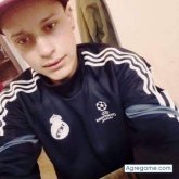 adriancaceres chico soltero en General San Martín