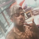 Busco conocer gente. Pasarla. Bien.