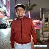 Busco pareja. Alguien con quien salir y