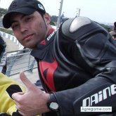 GuerreroMoto chico soltero en Sevilla