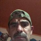 Busco mujeres hermosas. Divorcio con dos