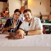 Busco pareja. Alguien interesante.