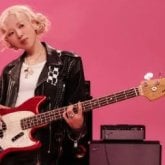 Estudiante. Busco hombres menores de 20.