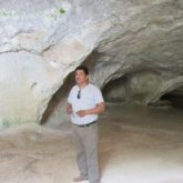 Encuentra Hombres Solteros en Achumani (La Paz)