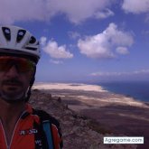 Encuentra Hombres solteros en Corralejo