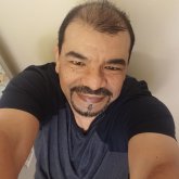 Empleado. Busco ligar. Mujeres