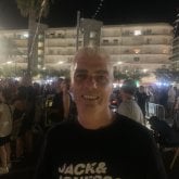 Operario. Chica de 30 a 50 normal quiera