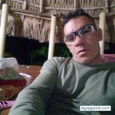 Busco pareja. Mujeres. Hombre sencillo.