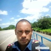 Busco ligar. Muy sentimental. El buen