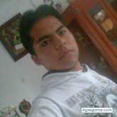 Encuentra Hombres solteros en Reforma