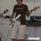 Lukee chico soltero en Caseros