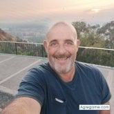 Busco pareja. Amistad y en el camino se