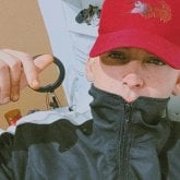 Empleado. Busco mujeres no ahí edad