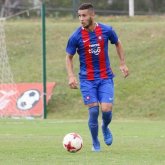 Busco pareja. Gente nueva. Buen amante.