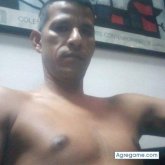 eduardoee chico soltero en Caricuao