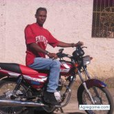ELVAROX chico divorciado en Nigua