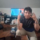 Contrustor. Mujeres solteras o amigas.