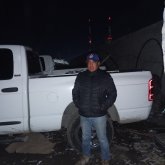 Busco pareja. Mujeres morenas alegres.