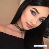 Mujeres solteras en Adelanto