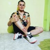 Busco pareja. Música , cerveza y