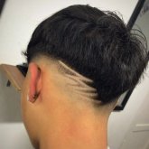 Estudiante. Mujer bella. Soltero