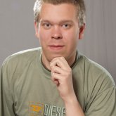 Busco hacer amistades. Friends speak of