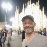 AUTÓNOMO. Busco pareja. Una pareja para