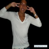 Markc chico soltero en Sant cugat del vallés