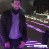 Evil chico soltero en Barcelona