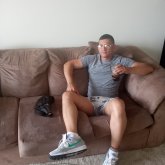 Trabajo. Busco pareja. Gente cerca de mi