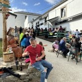 Busco pareja. Chicas. Un chico normal.