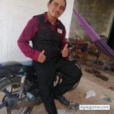 Busco ligar. Aventado, amigable, buena