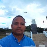 Empleado. Busco pareja. Amistades,