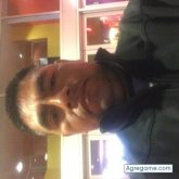 Solterodisponible chico soltero en Riverside