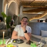 Busco ligar. Una mujer que me haga