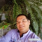 Encuentra Hombres solteros en Frontera