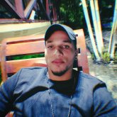 Lic. En Educación. Busco ligar. Una