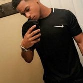 Mujeres tetonas y culonas. Soy alto