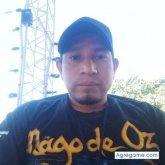 derick42 chico separado en Alto